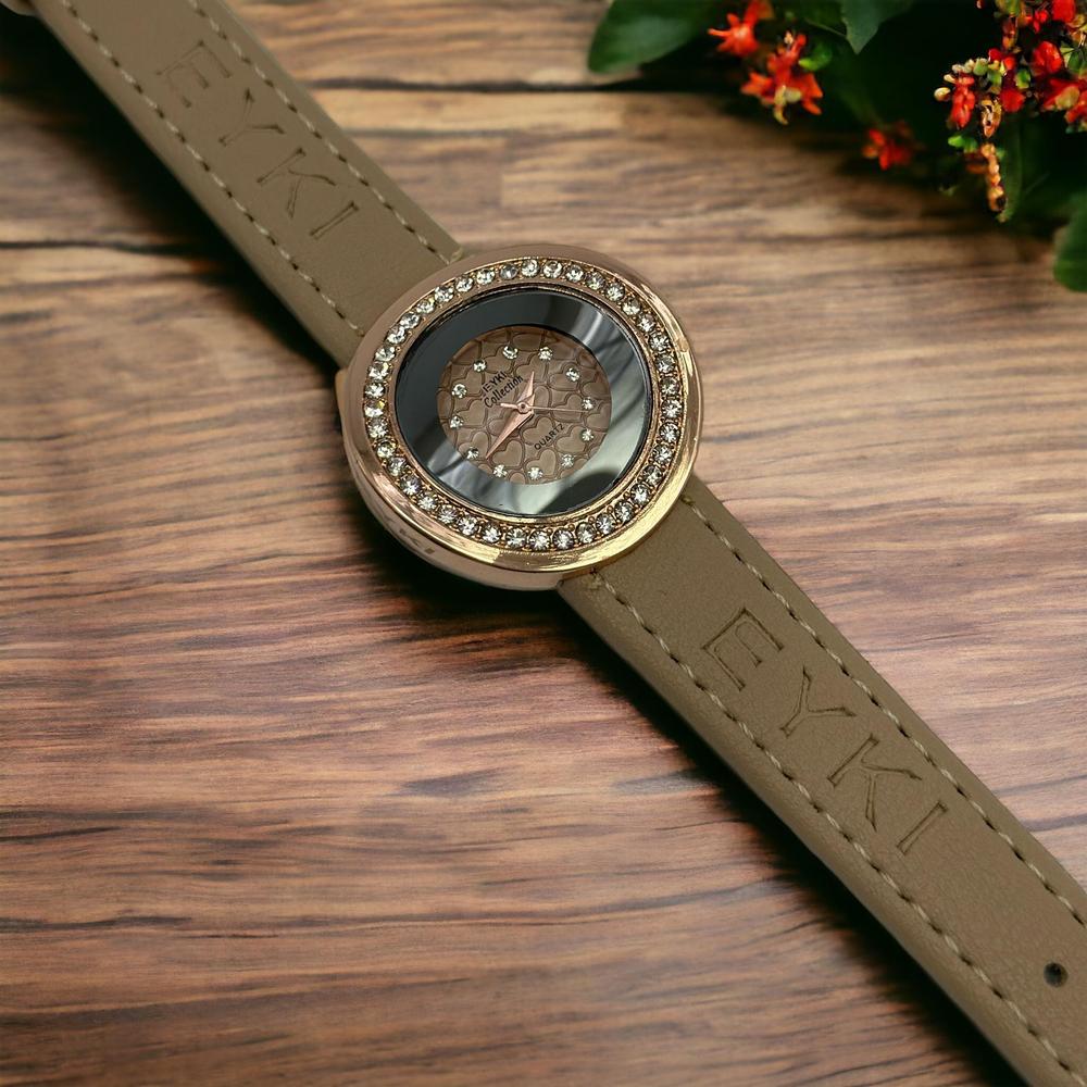 Luxury Leather Strap Watch for Women's